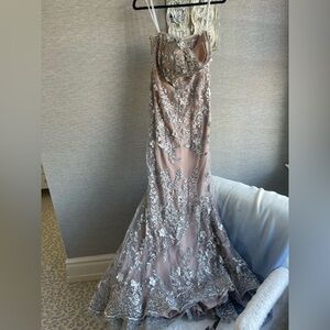 Montage by Mon Cheri strapless gown size 10